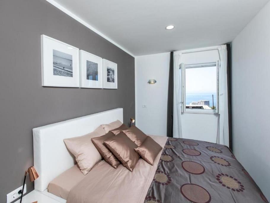 Bleu Villa - Three Bedroom Villa With Balcony And City View Dubrovnik Bagian luar foto