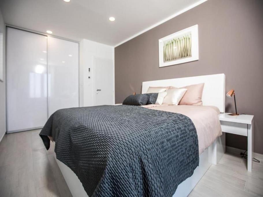 Bleu Villa - Three Bedroom Villa With Balcony And City View Dubrovnik Bagian luar foto