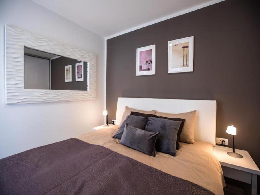 Bleu Villa - Three Bedroom Villa With Balcony And City View Dubrovnik Bagian luar foto