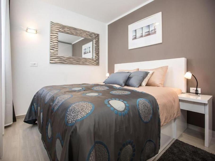 Bleu Villa - Three Bedroom Villa With Balcony And City View Dubrovnik Bagian luar foto
